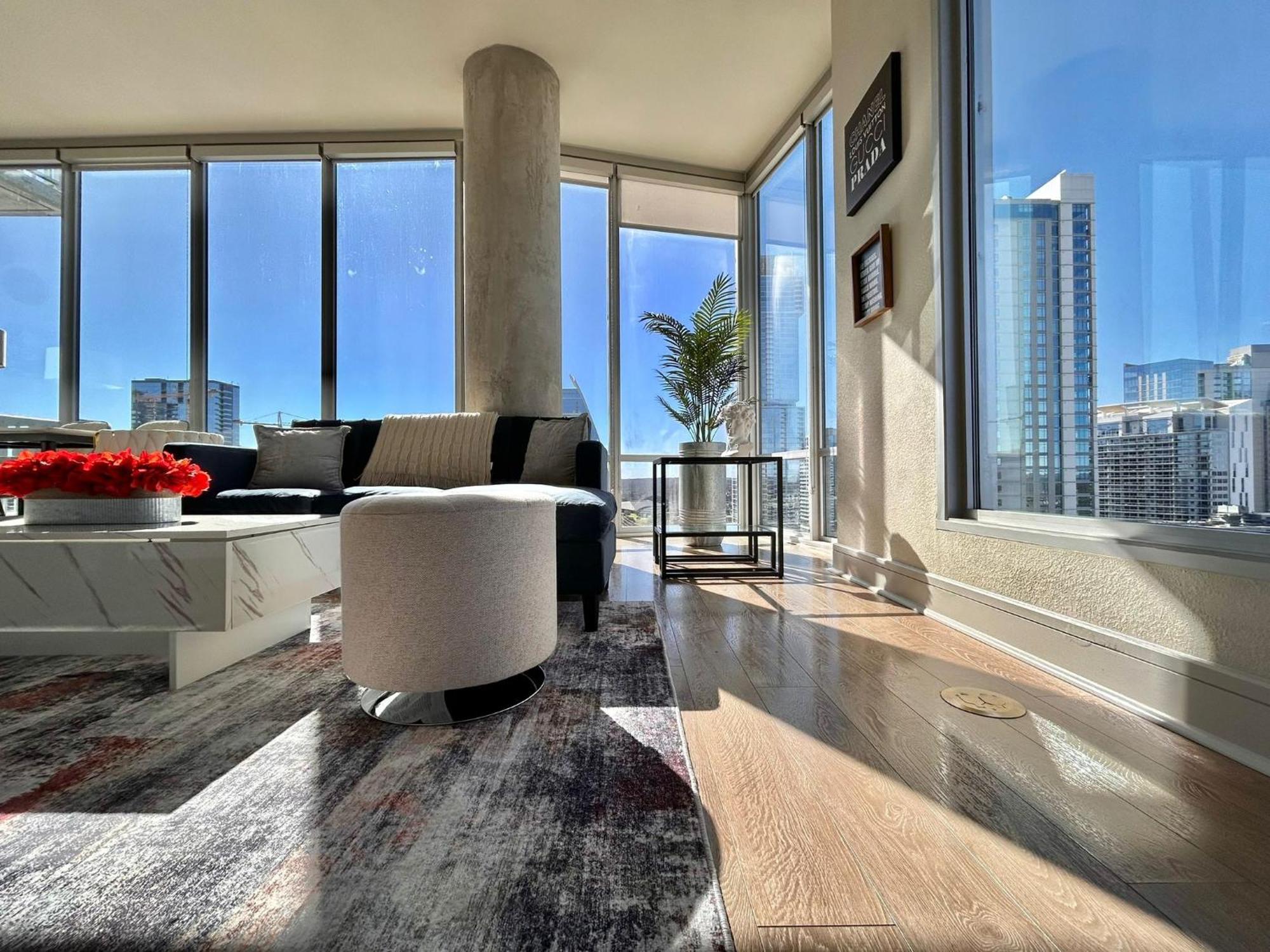 Indulge In Luxury Living 2 Bedroom Gem In The Heart Of Austin With Pool, Gym, And Breathtaking Views Zewnętrze zdjęcie